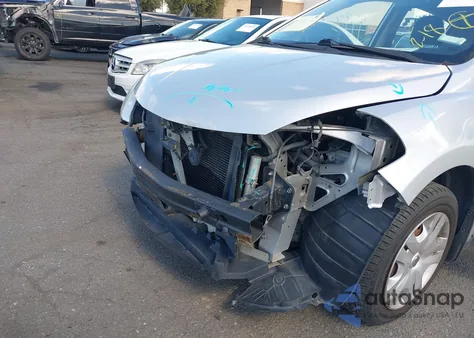 2011 Nissan Versa 1.8S z USA, uszkodzony, nr VIN 3N1BC1CP8BL448638